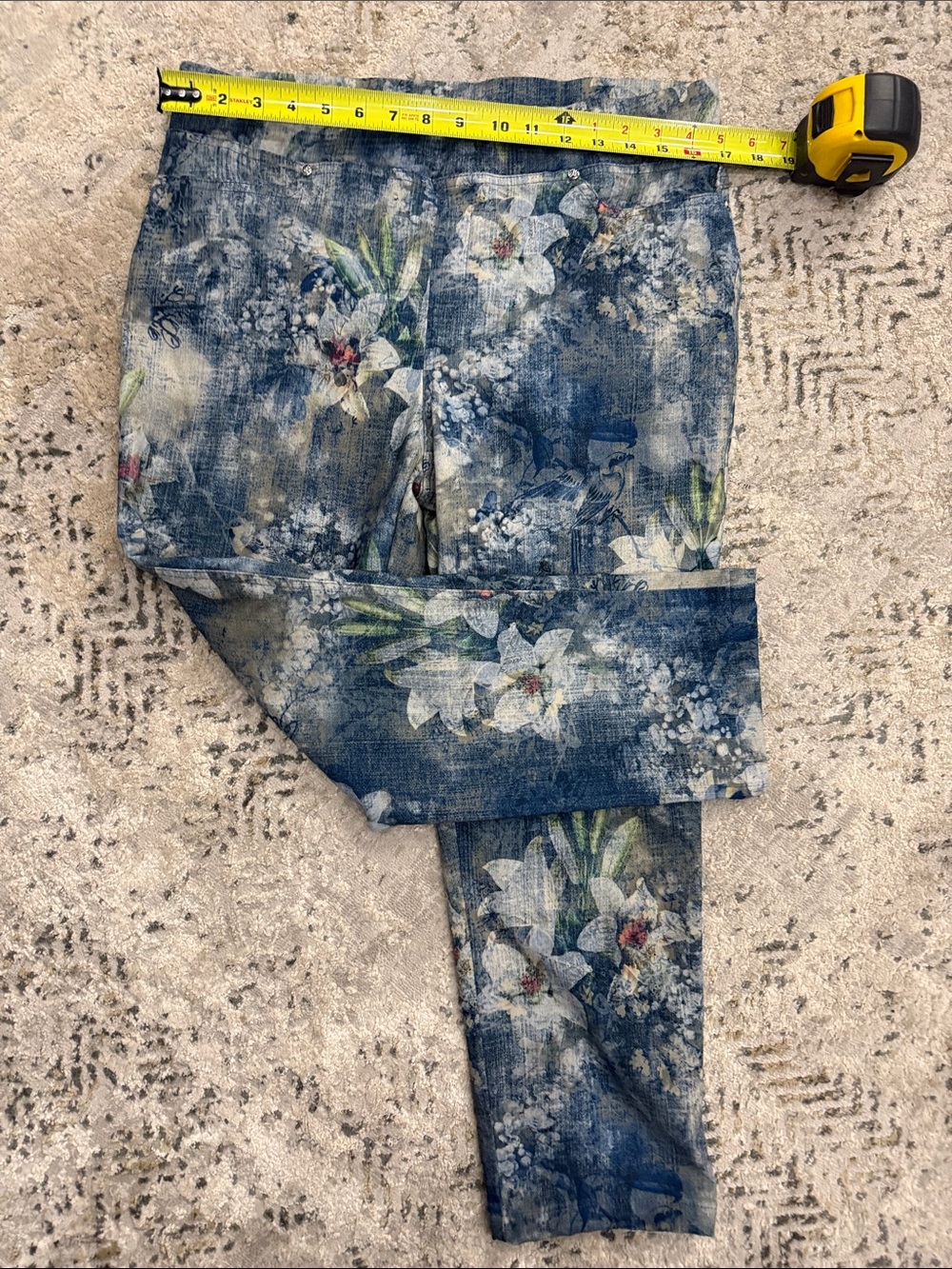 Joseph Ribkoff Blue Floral Cropped Pants